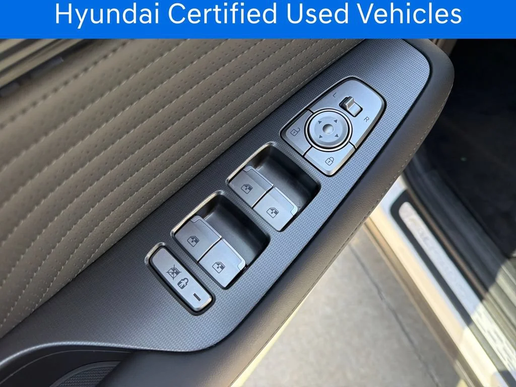 Certified Pre-Owned 2025 Hyundai Palisade Calligraphy Night Edition