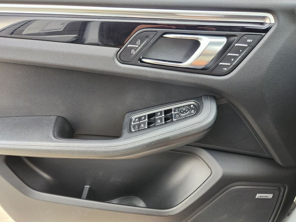 Used 2019 Dolomite Silver Metallic Porsche S image 24