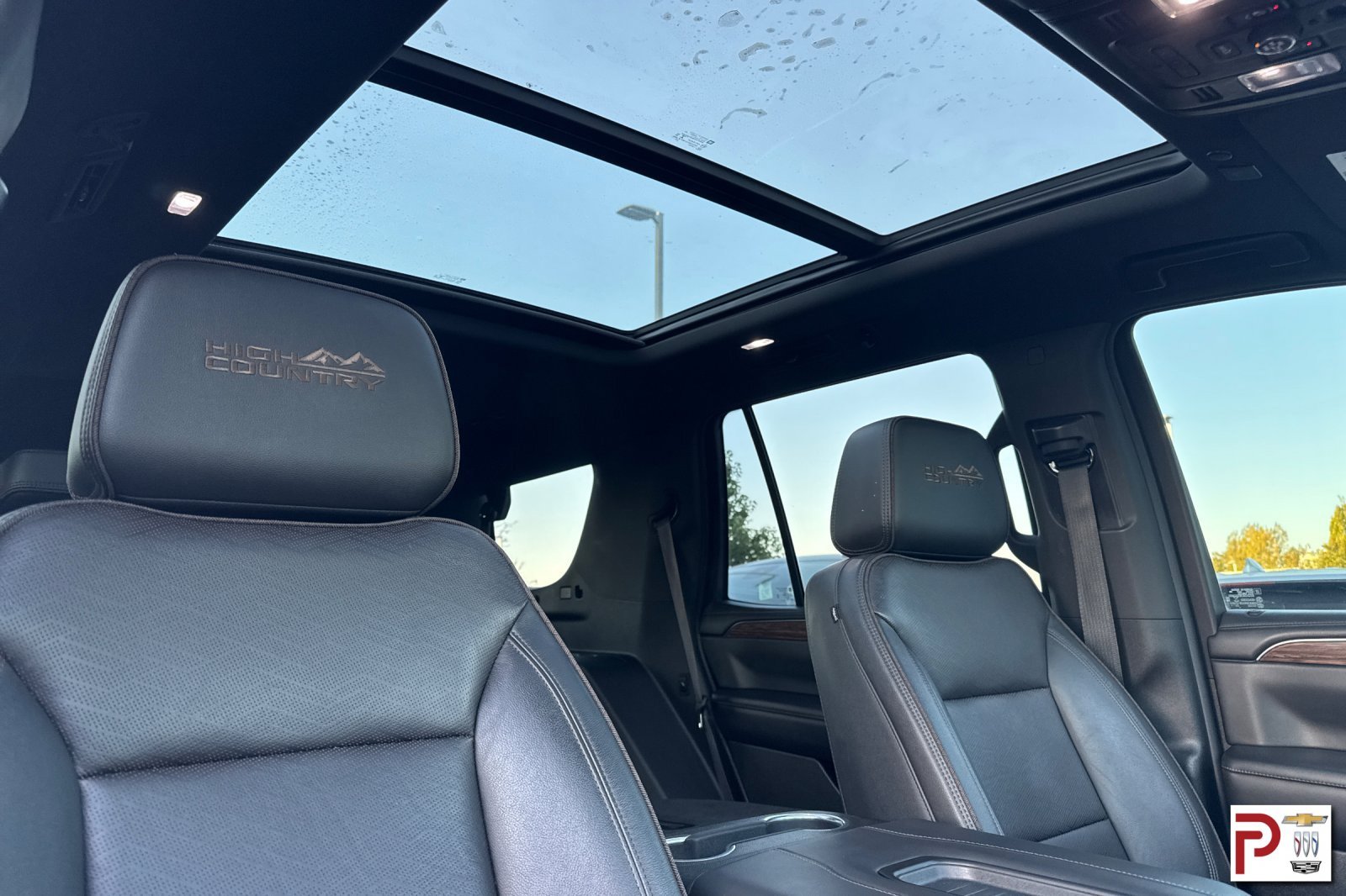 Used 2021 White Chevrolet High Country image 22