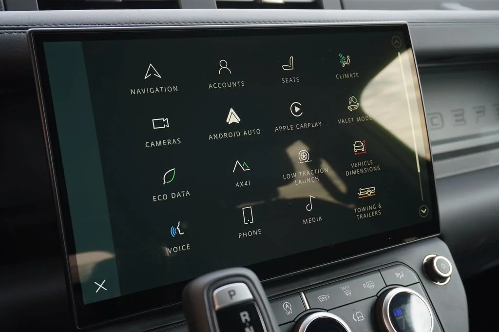 New 2026 Carpathian Grey Land Rover X-Dynamic SE image 20