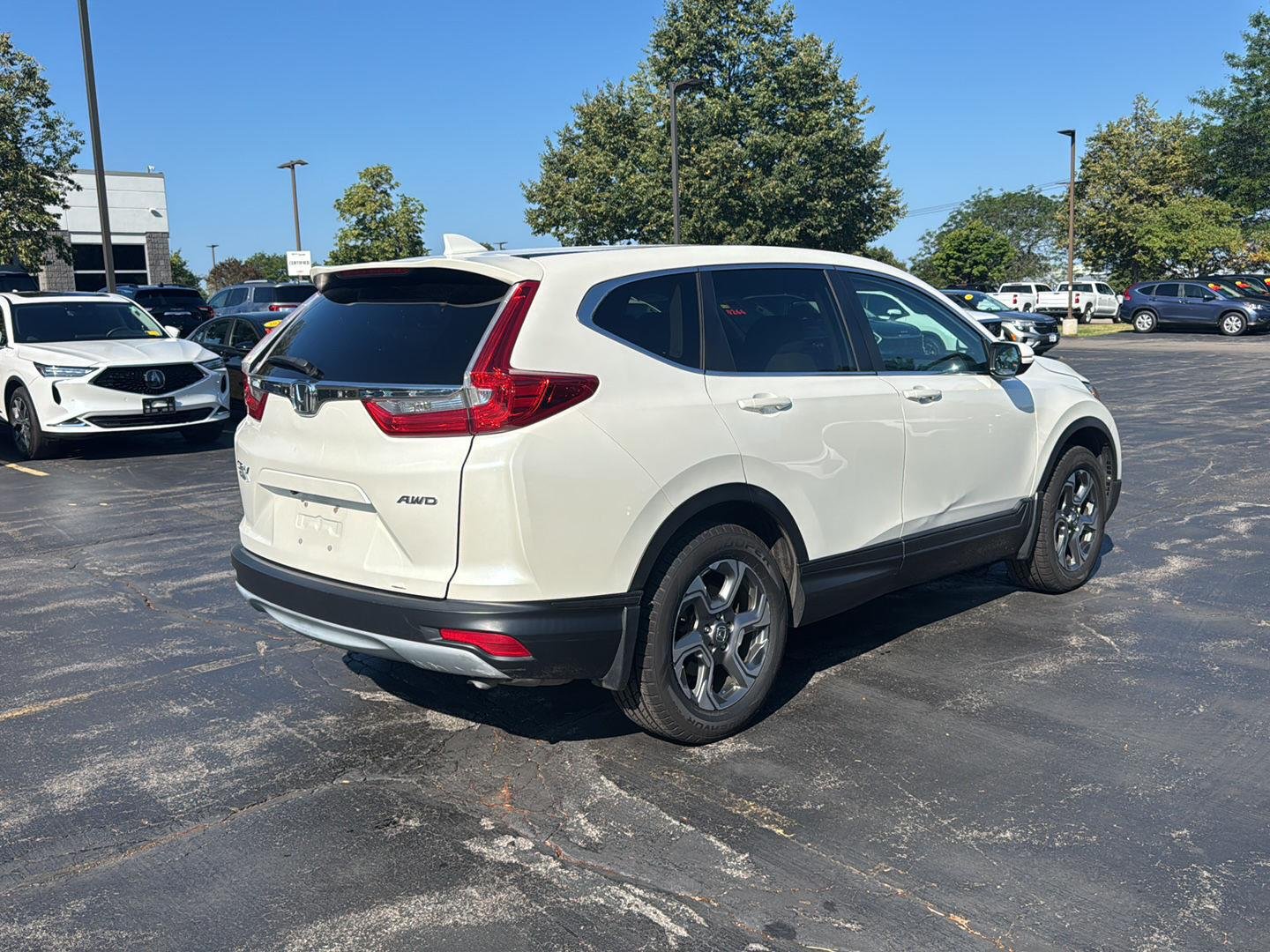 Used 2017 White Diamond Pearl Honda EX-L image 8
