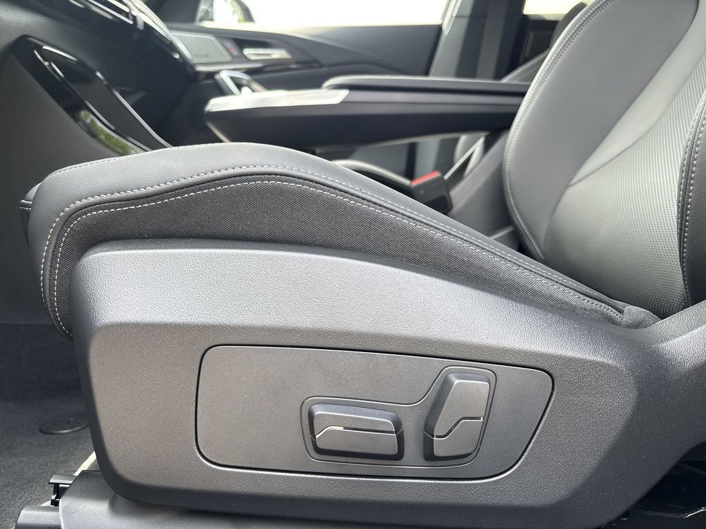 New 2026 Skyscraper Grey Metallic BMW xDrive28i image 14