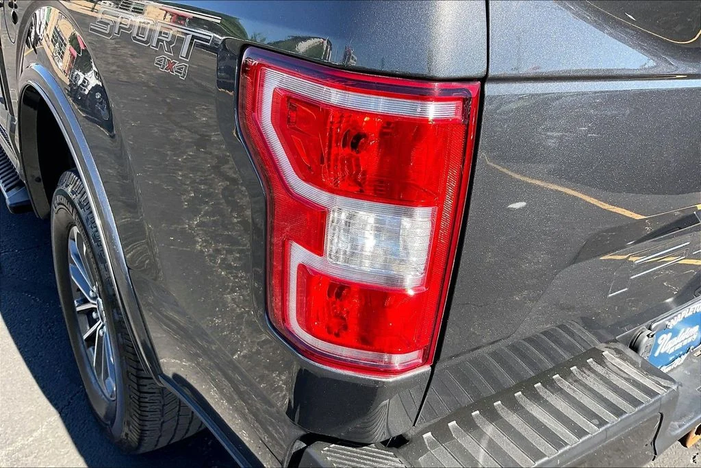 Certified Used 2020 Magnetic Ford XLT image 29