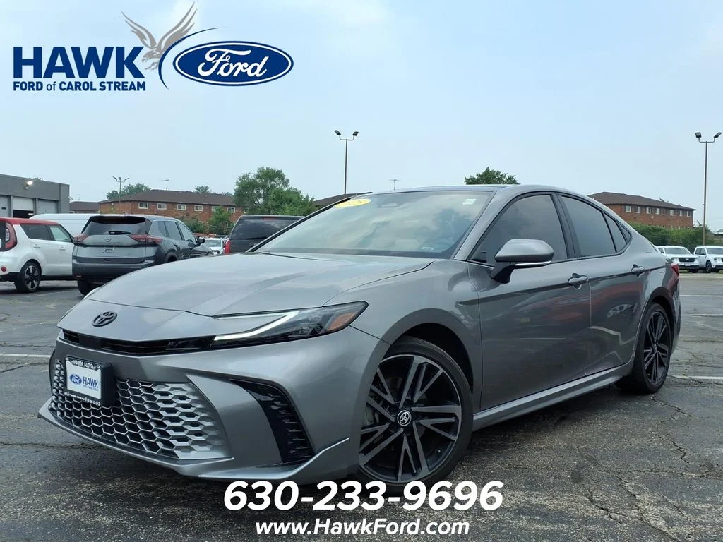 Used 2025  Toyota XSE image 3