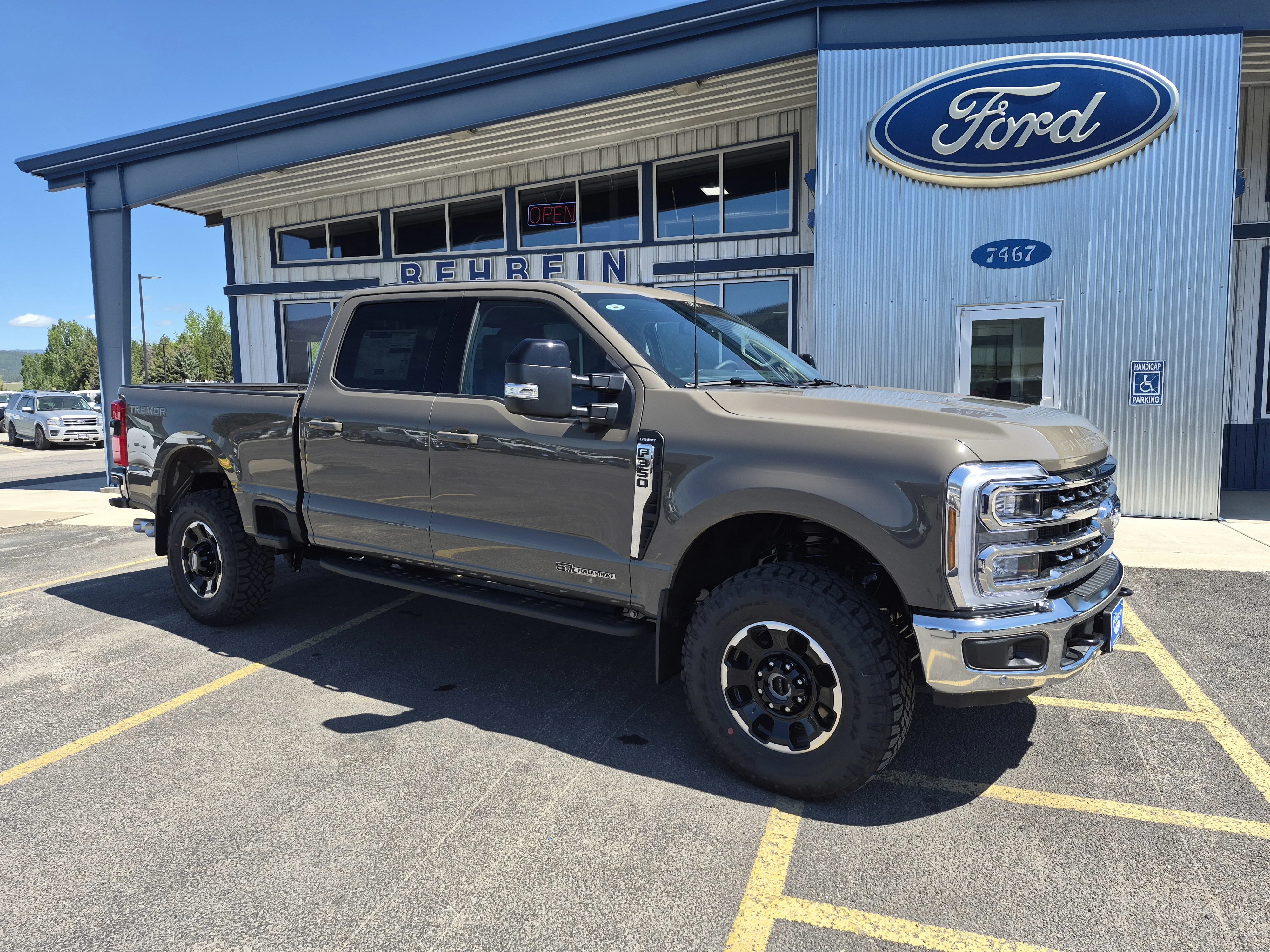 2026 Ford F-350 Lariat 4x4 Crew Cab 6-3/4' Box SRW's photo