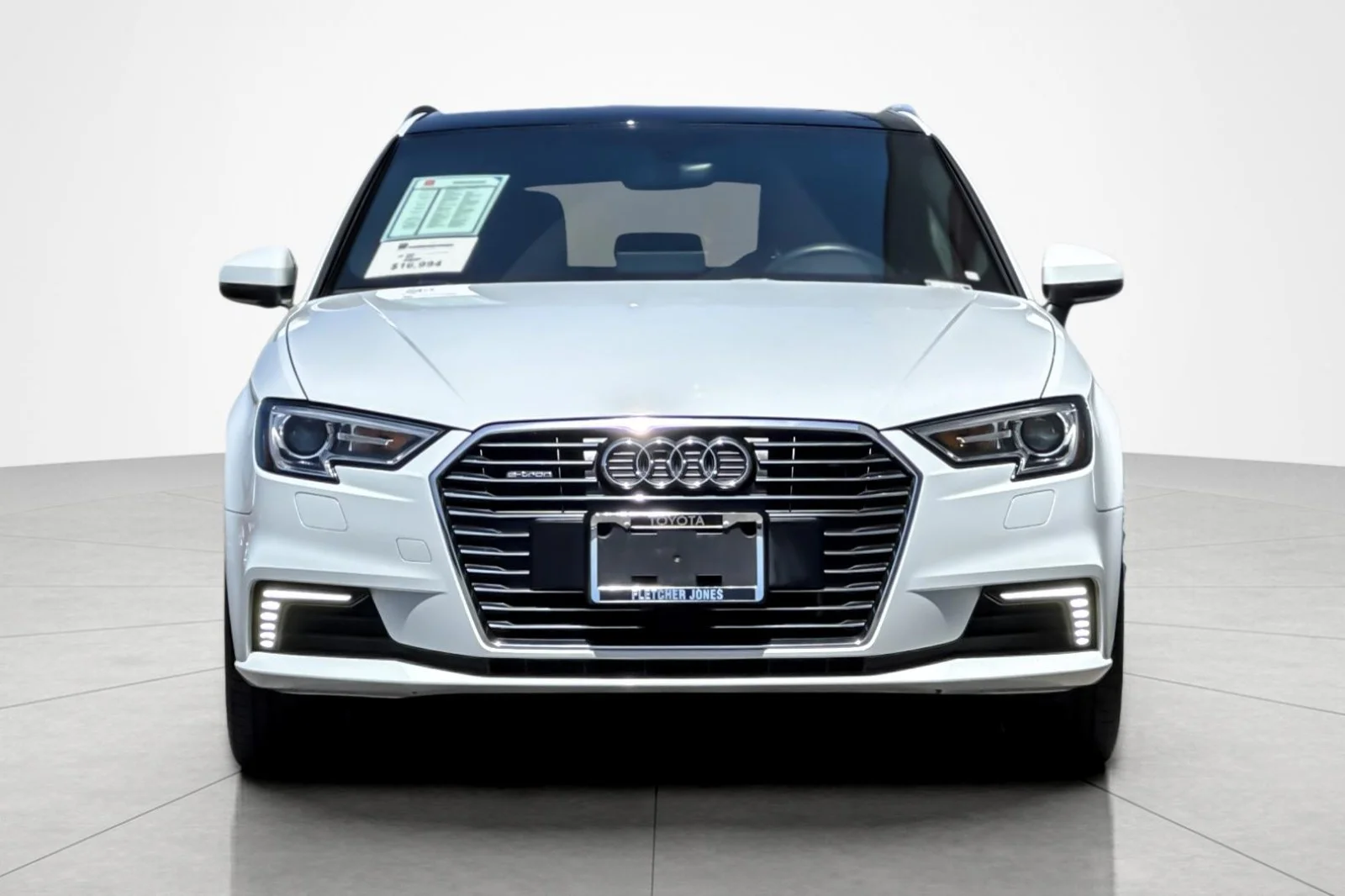 Used 2018 WHITE METALLIC Audi Premium image 8