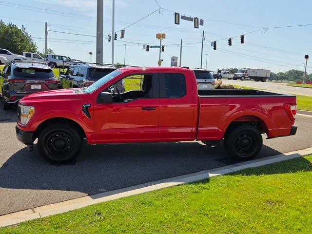 Used 2021 Red Ford XL image 4