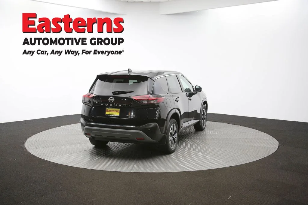 Used 2022 Black Nissan SV image 32