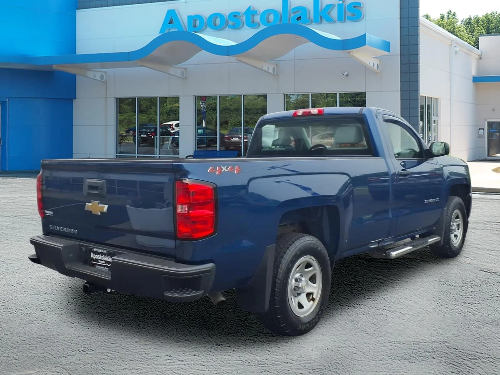 Used 2018 Blue Chevrolet  image 3