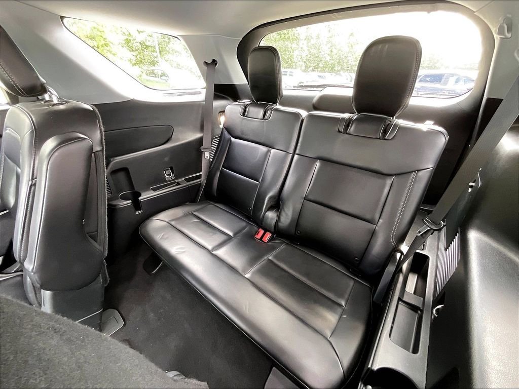 Used 2021 Iconic Silver Metallic Ford XLT image 16
