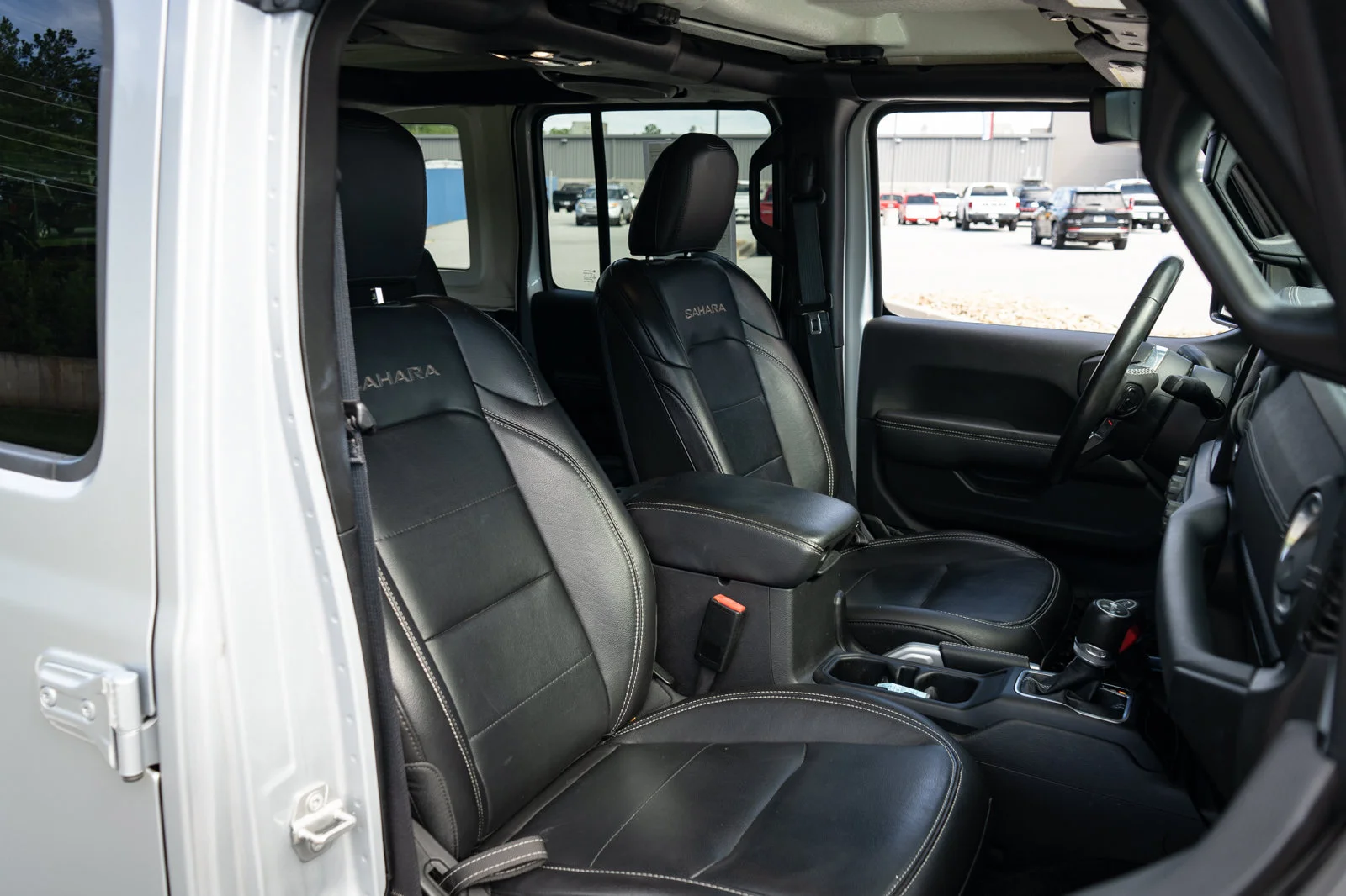 Used 2023 Silver Jeep Sahara 4xe image 22