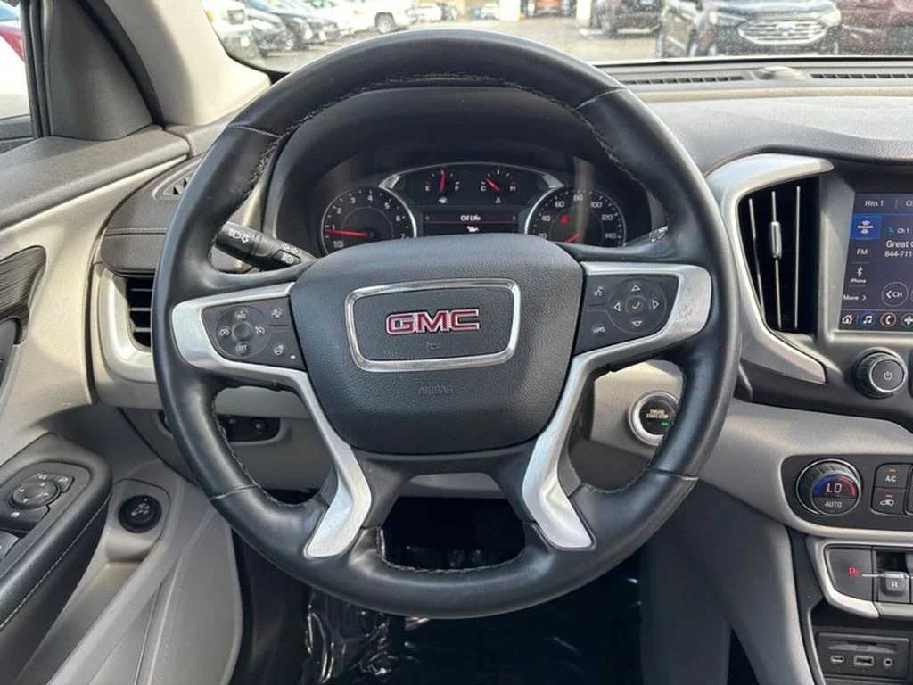 Used 2024 Summit White GMC SLT image 14