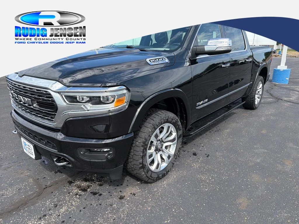 2022 RAM 1500 Limited 4x4 Crew Cab 5'7's photo