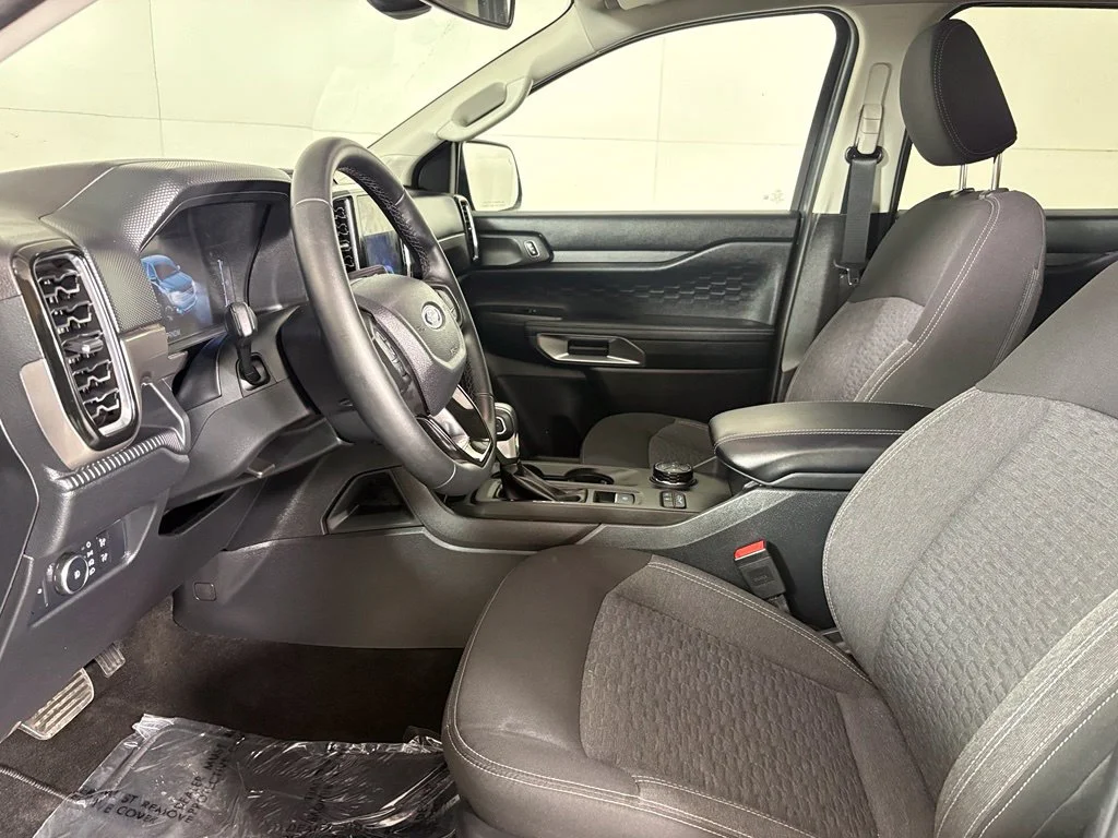 Used 2025 Gray Ford XLT image 22