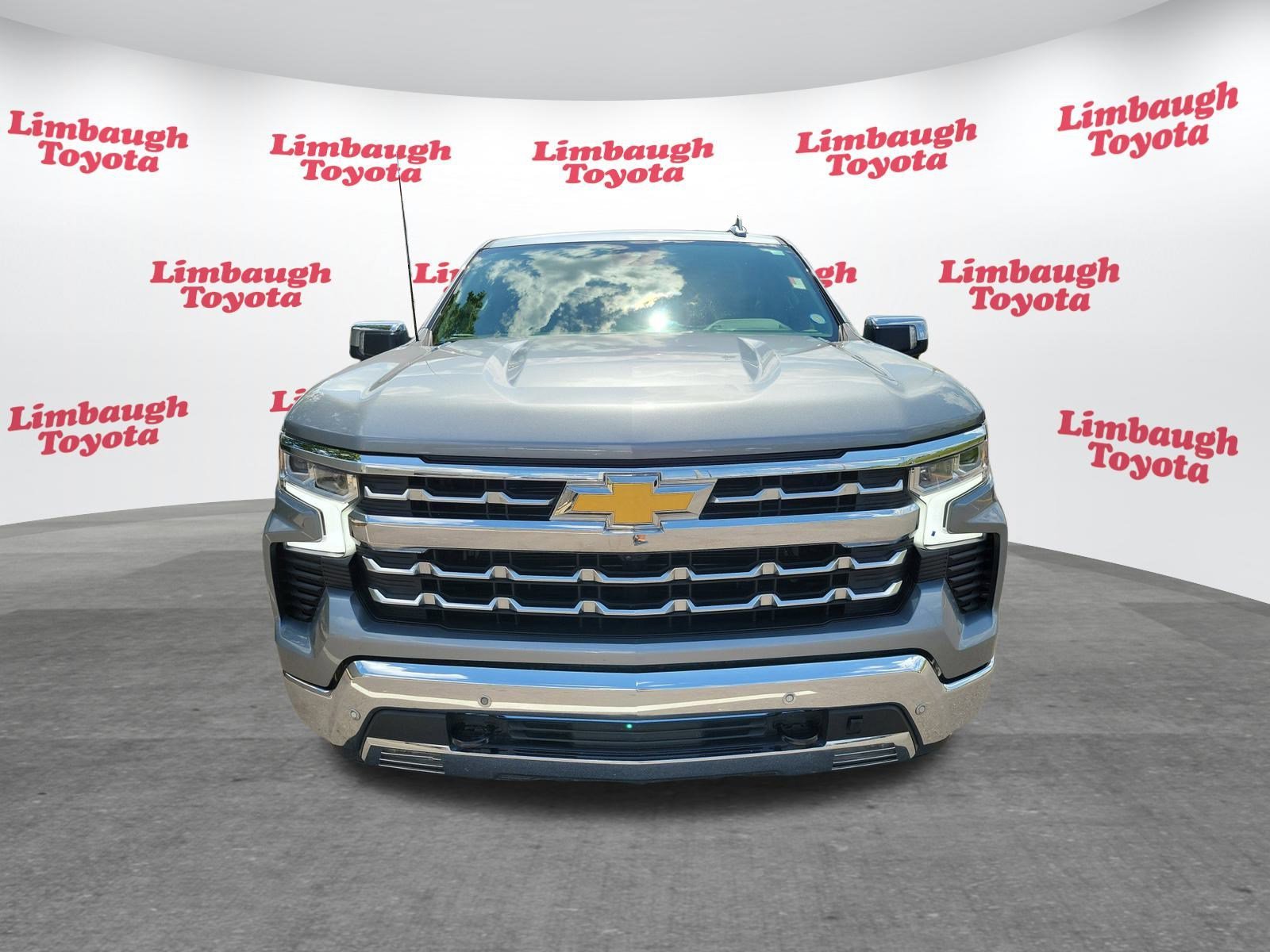 2024 Chevrolet Silverado 1500 LTZ - Photo 24
