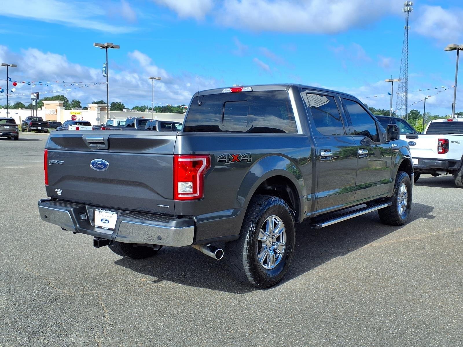 Used 2016 Lithium Gray Ford XLT image 2