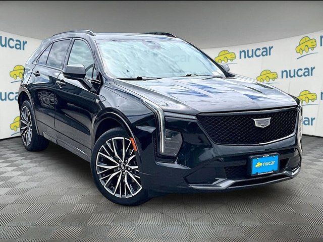 2024 Cadillac XT4 Sport