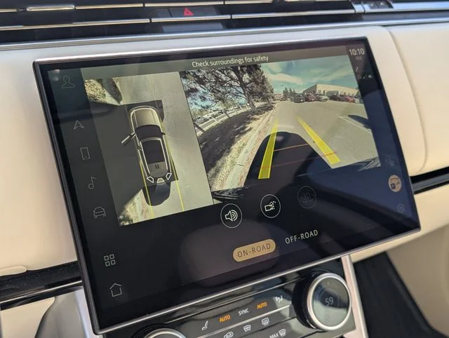 2023 Land Rover Range Rover SE - Photo 17