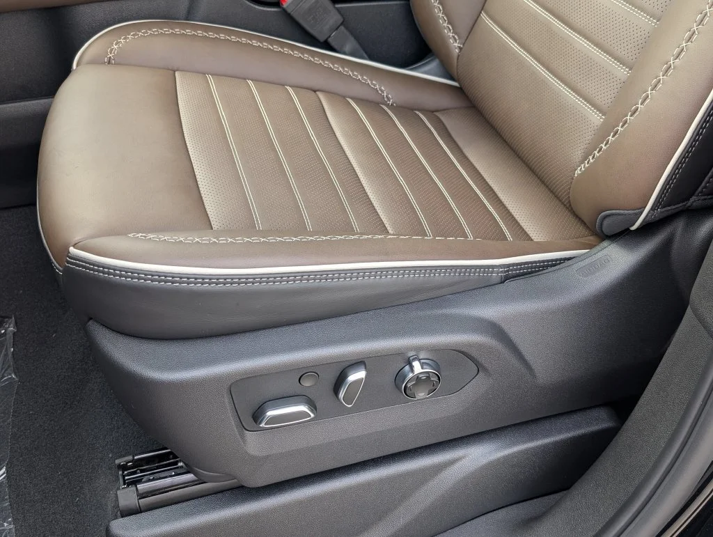 New 2026 Onyx Black GMC Denali Ultimate image 25