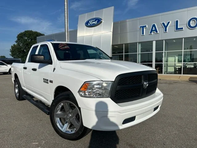 Used 2017 Bright White Clearcoat Ram Tradesman image 4