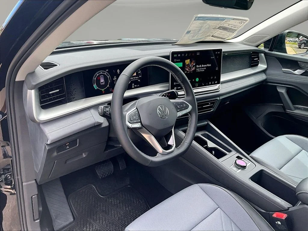 New 2026 Black Volkswagen 2.0T SE image 17
