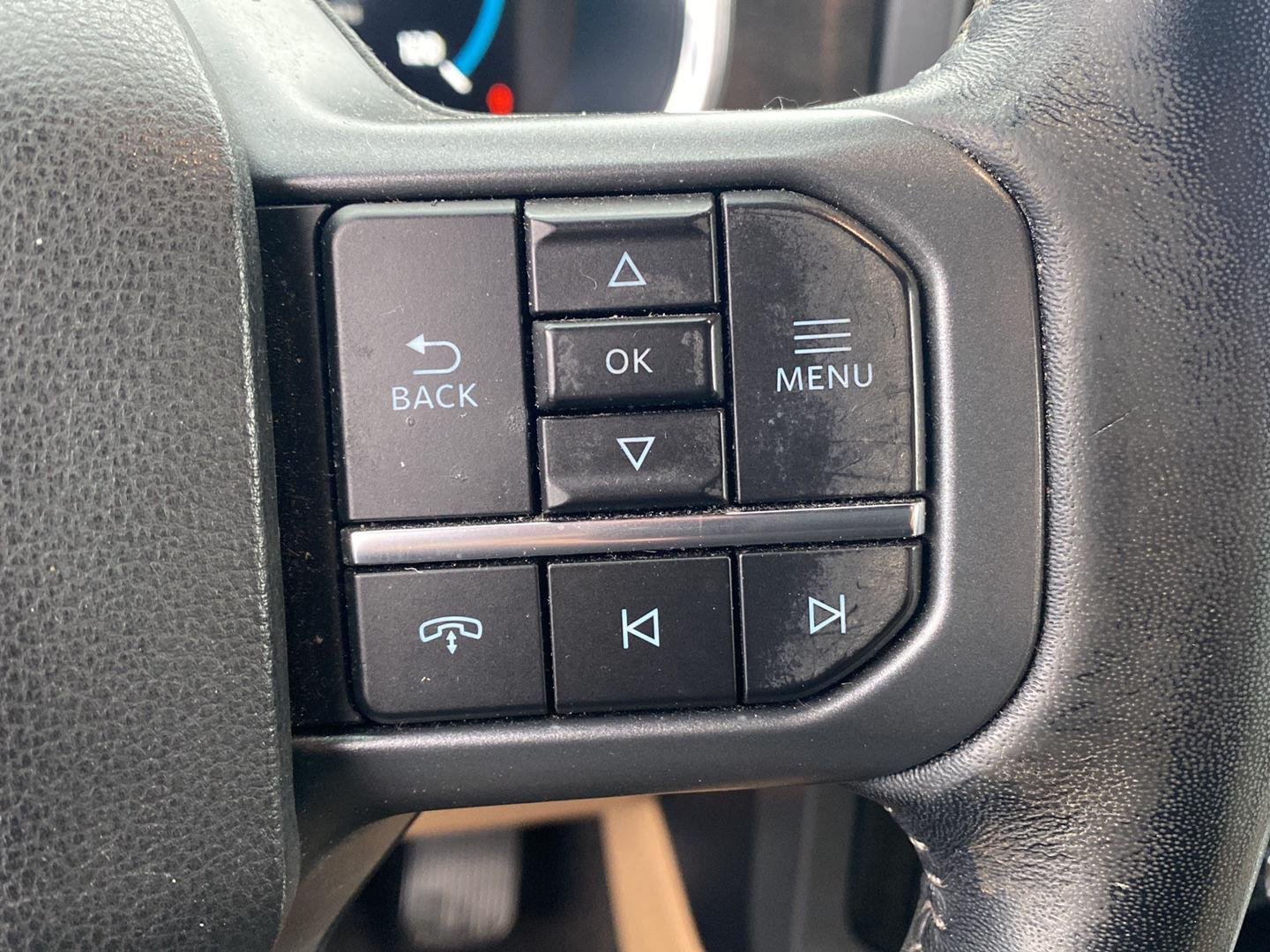 Used 2022 Smoked Quartz Metallic Tinted Clearcoat Ford LARIAT image 14