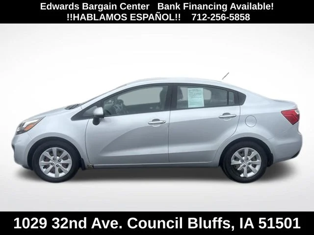 Used 2015 Silver Kia LX image 4