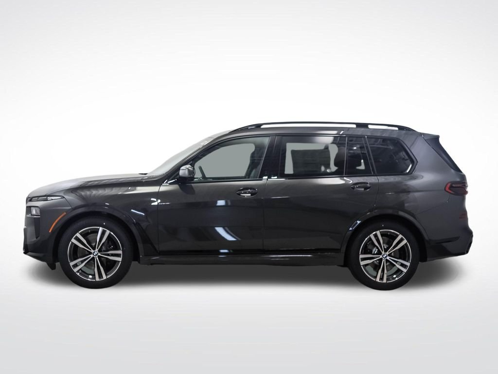 Used 2027 BMW X7 40i with VIN 5UX23EM09V9572189 for sale in Minneapolis, Minnesota