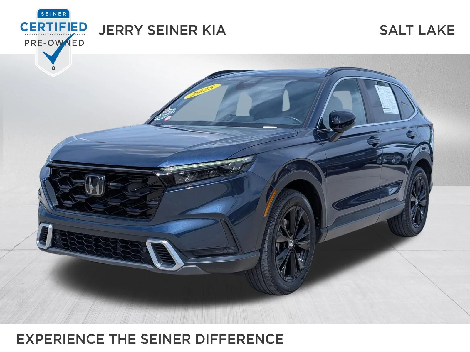 2025 Honda CR-V Hybrid Sport Touring AWD's photo