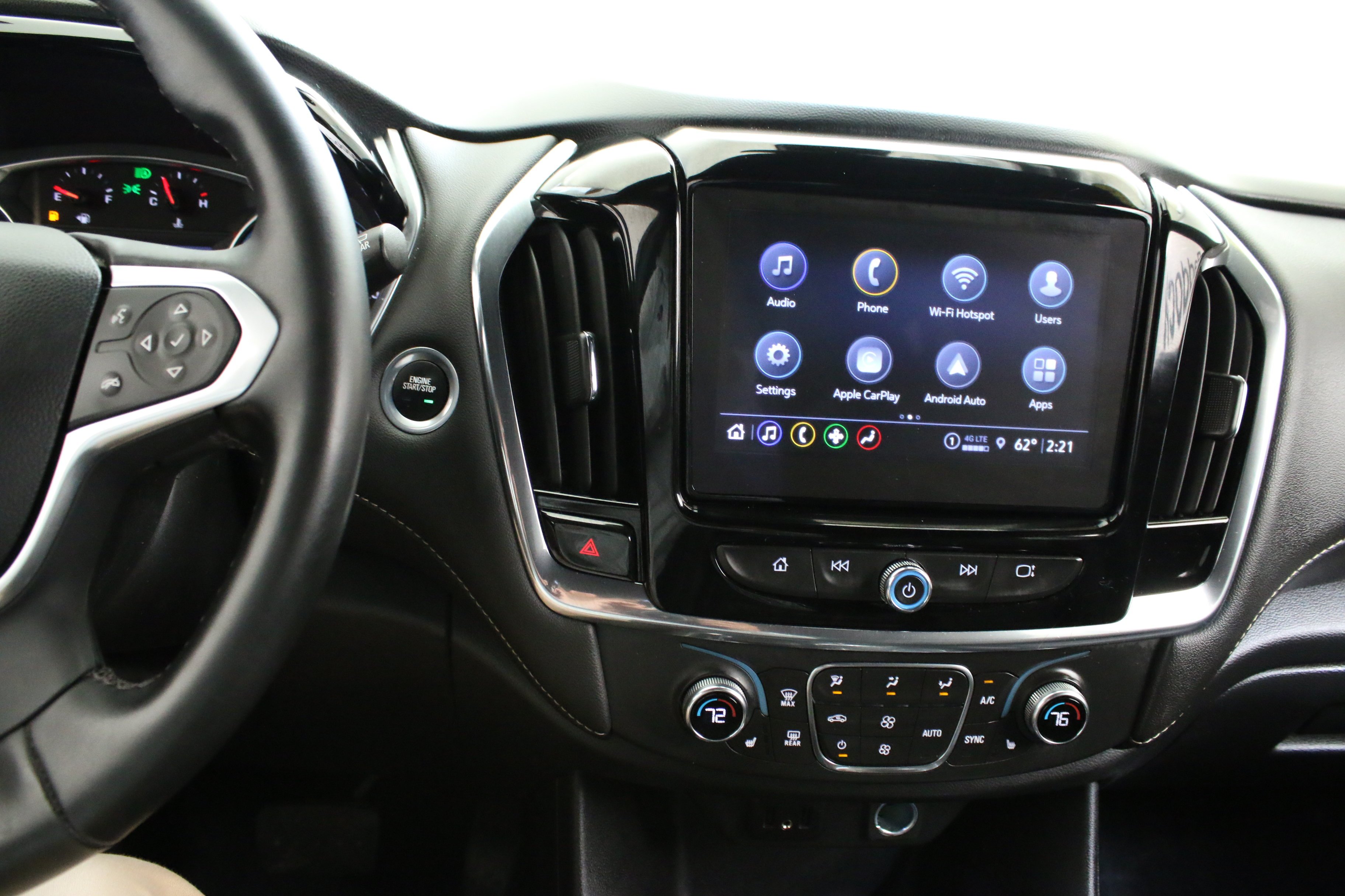 Used 2023 Mosaic Black Metallic Chevrolet LT Leather image 18
