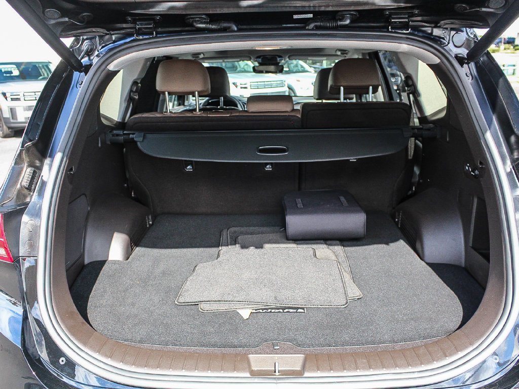 Used 2023 Black Hyundai Limited image 29