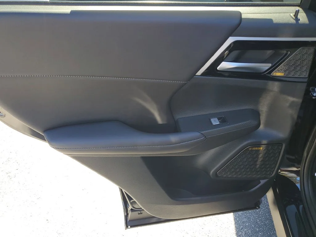 2026 Mitsubishi Outlander SE - Photo 12