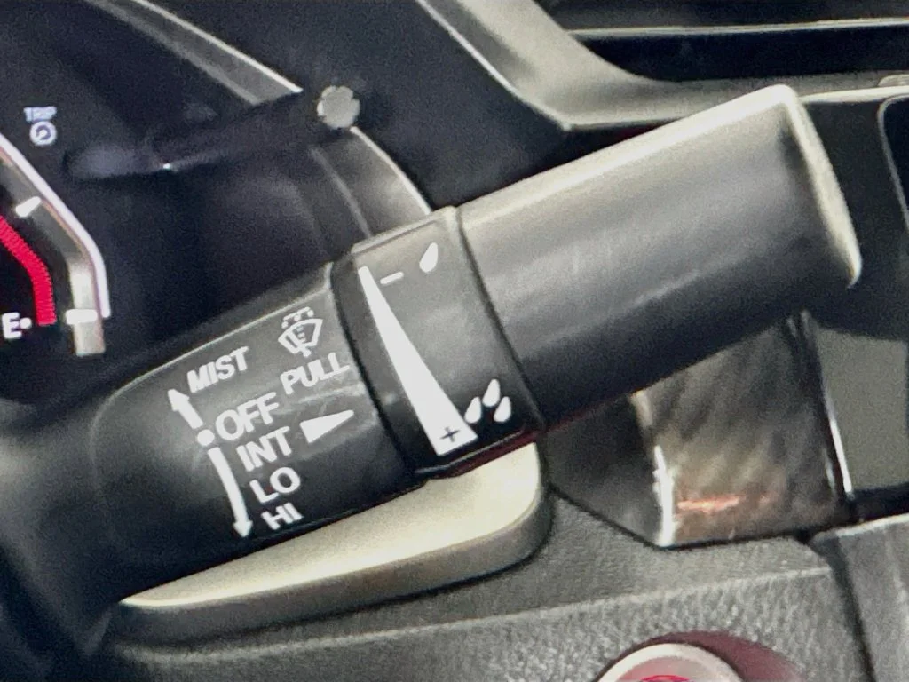 Used 2018 Green Honda Si image 13