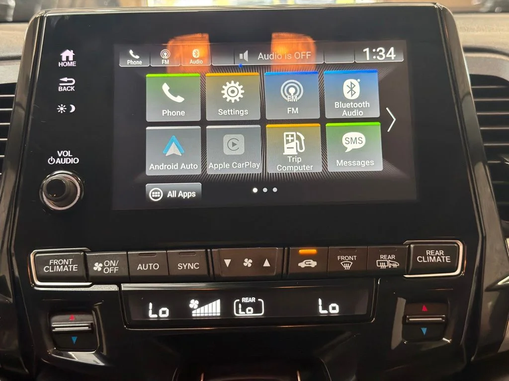 Used 2020 Lunar Silver Metallic Honda EX-L image 16