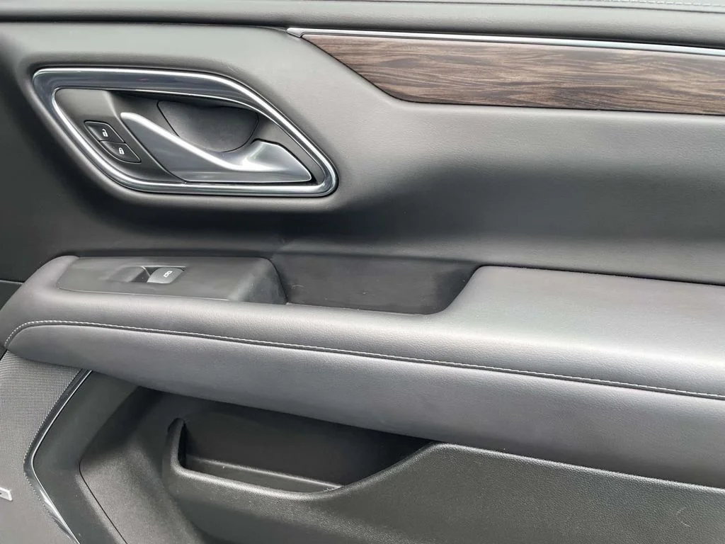 Used 2022 Dark Ash Metallic Chevrolet Z71 image 8