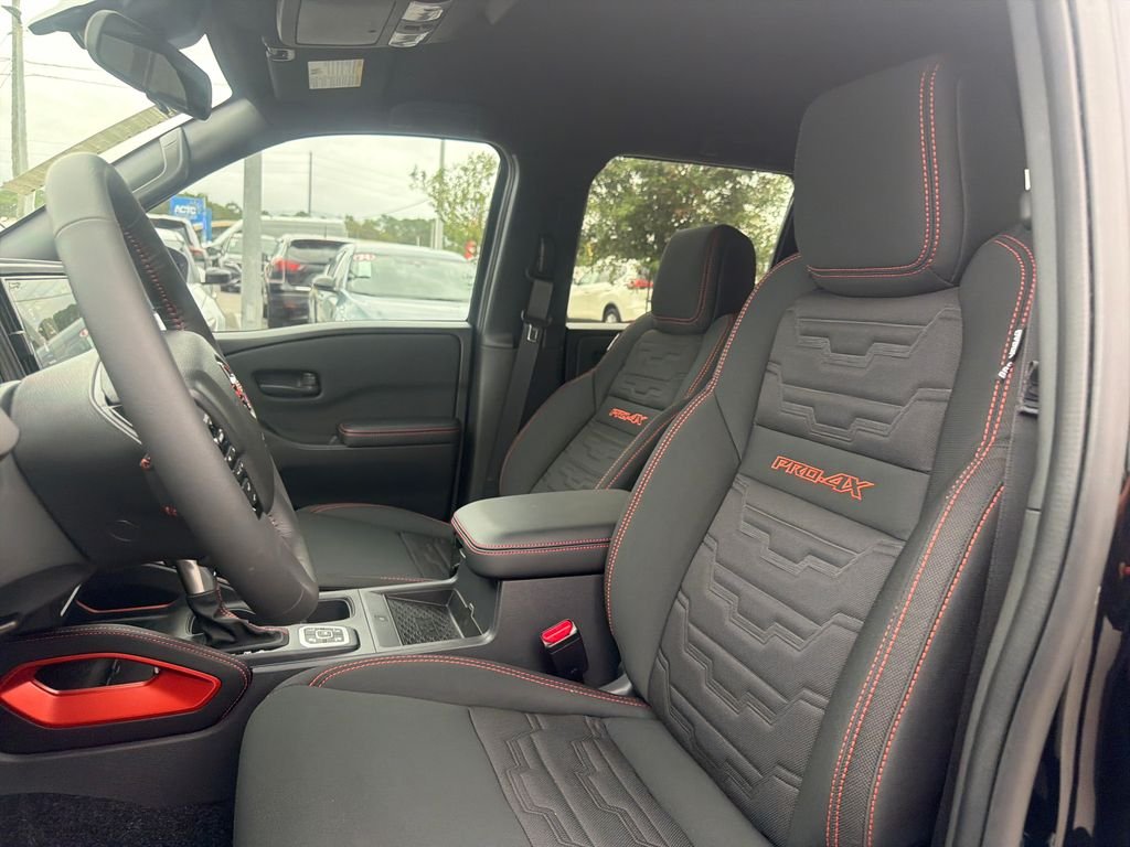 New 2026 Nissan Frontier PRO-4X 4D Crew Cab