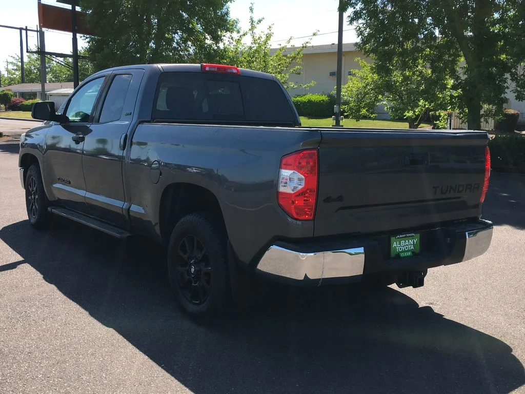 Used 2019 Gray Toyota SR5 image 5