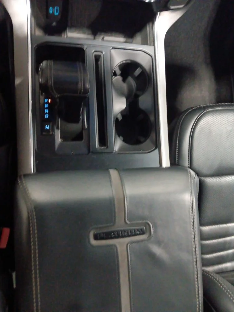 Used 2022 Star White Metallic Tri-Coat Ford Platinum image 23