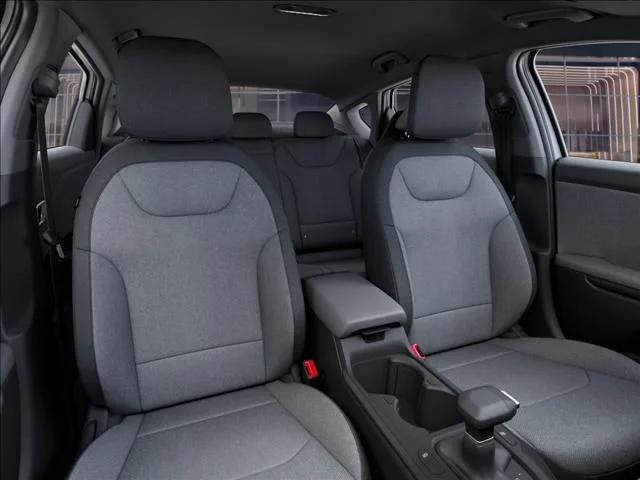 New 2026 Snow White Pearl Kia LXS image 15