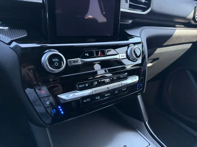 Used 2023 Silver Ford ST image 25