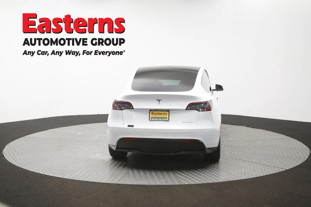 Used 2021 White Tesla Long Range image 32