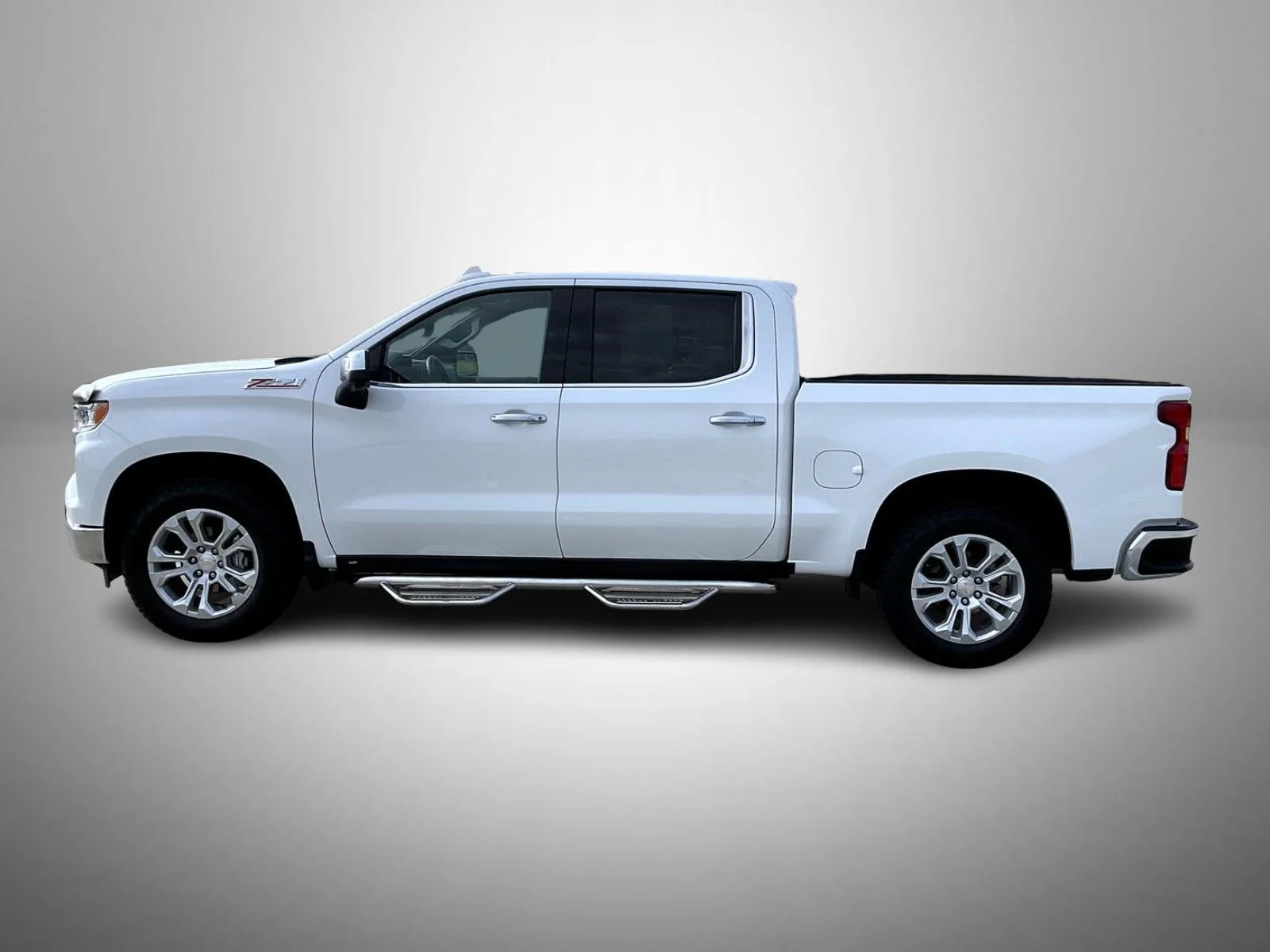 Used 2023 White Chevrolet LTZ image 8