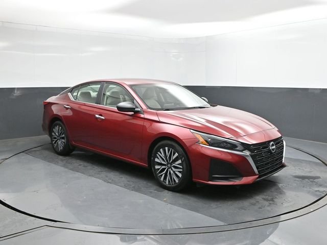 Used 2025 Red Nissan 2.5 SV image 26