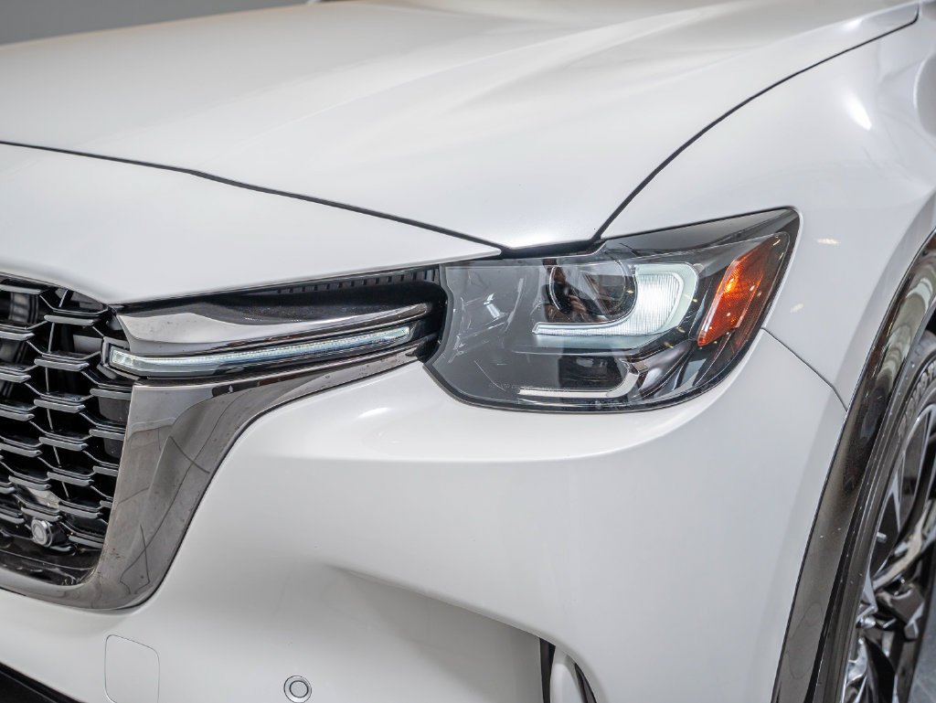 Used 2026 Rhodium White Premium Mazda 3.3 Turbo S Premium image 15