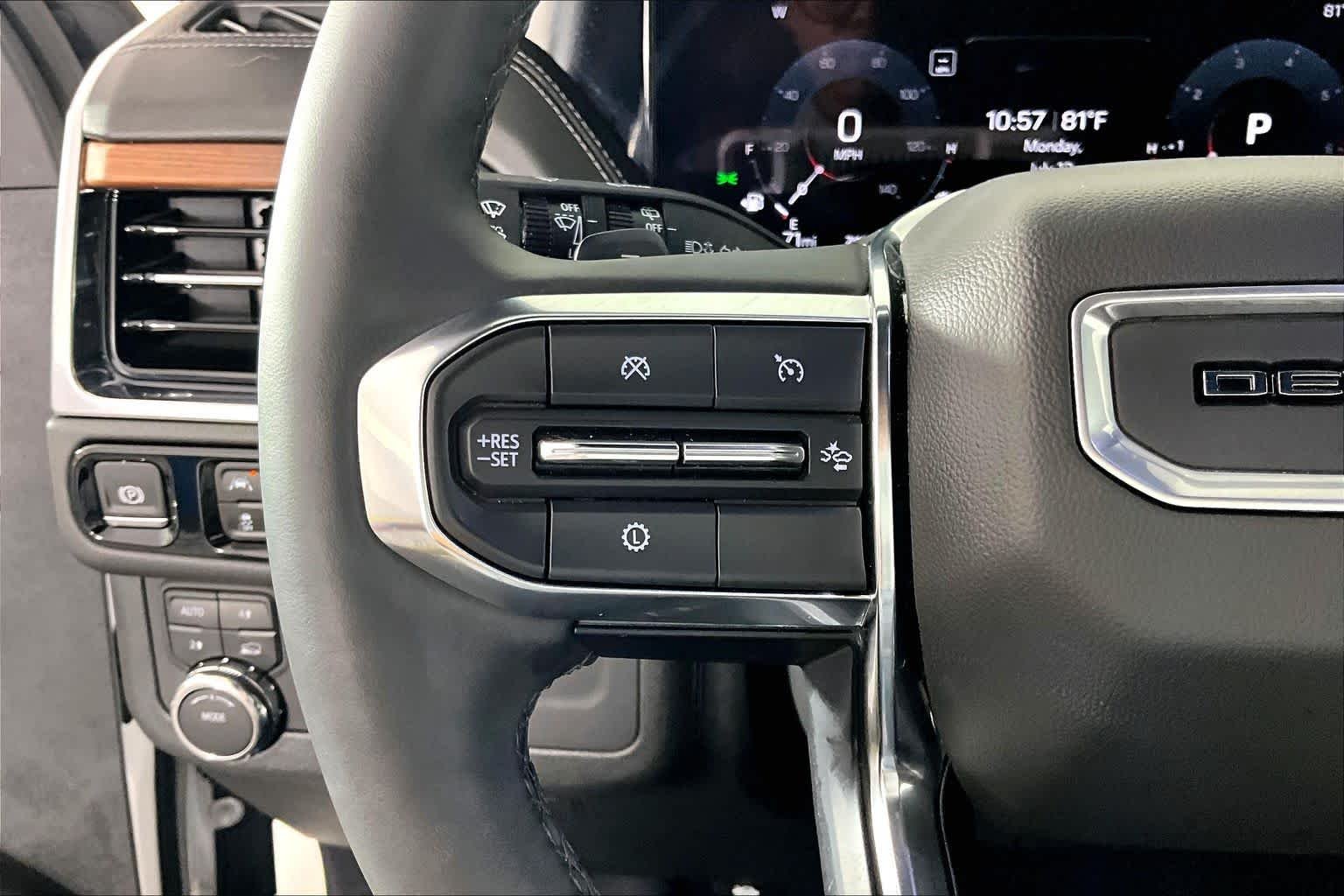 Used 2025 White Frost Tricoat GMC Denali image 23