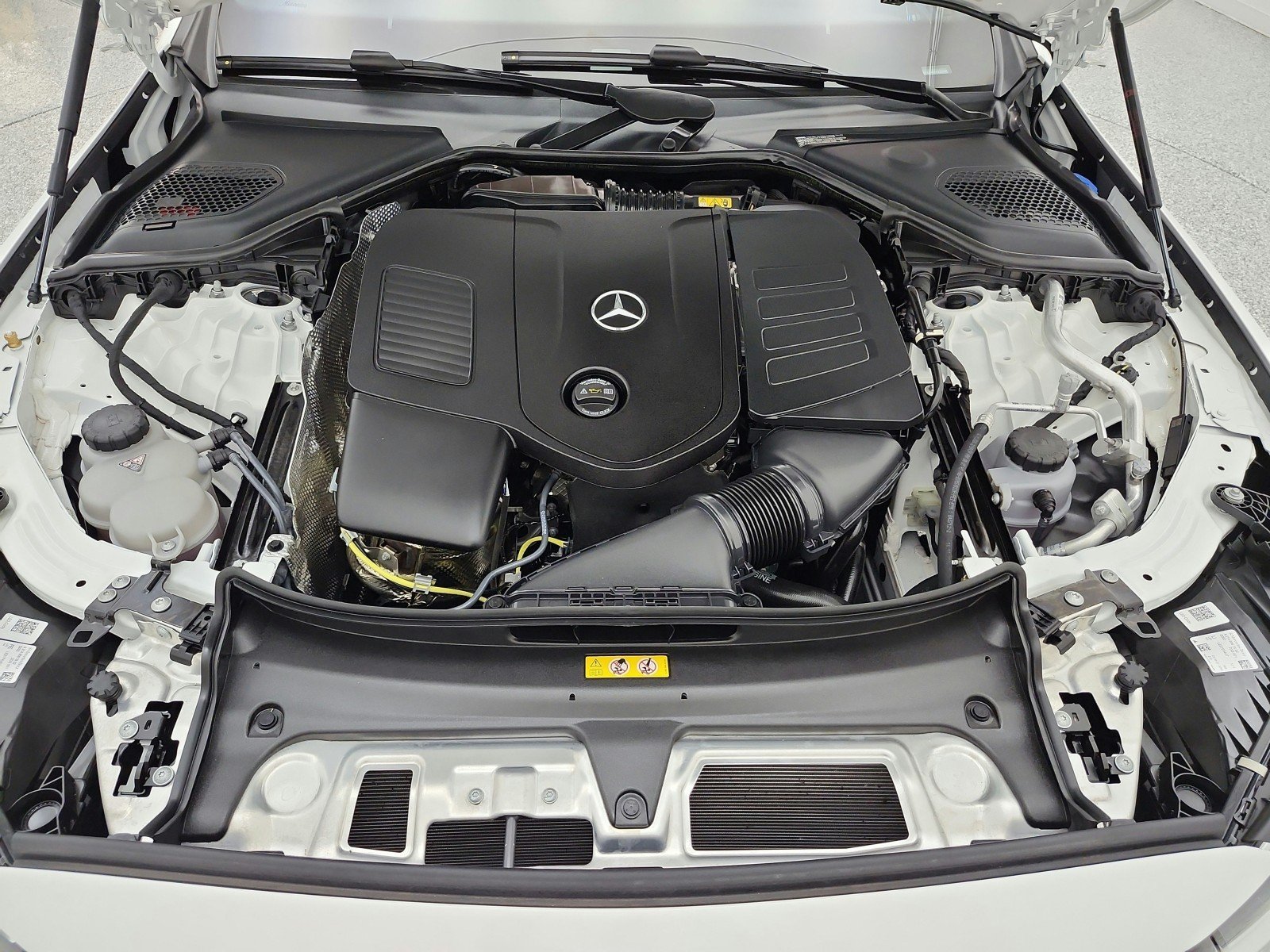 Certified Used 2026 Polar White Mercedes-Benz E 350 RWD Sedan image 16