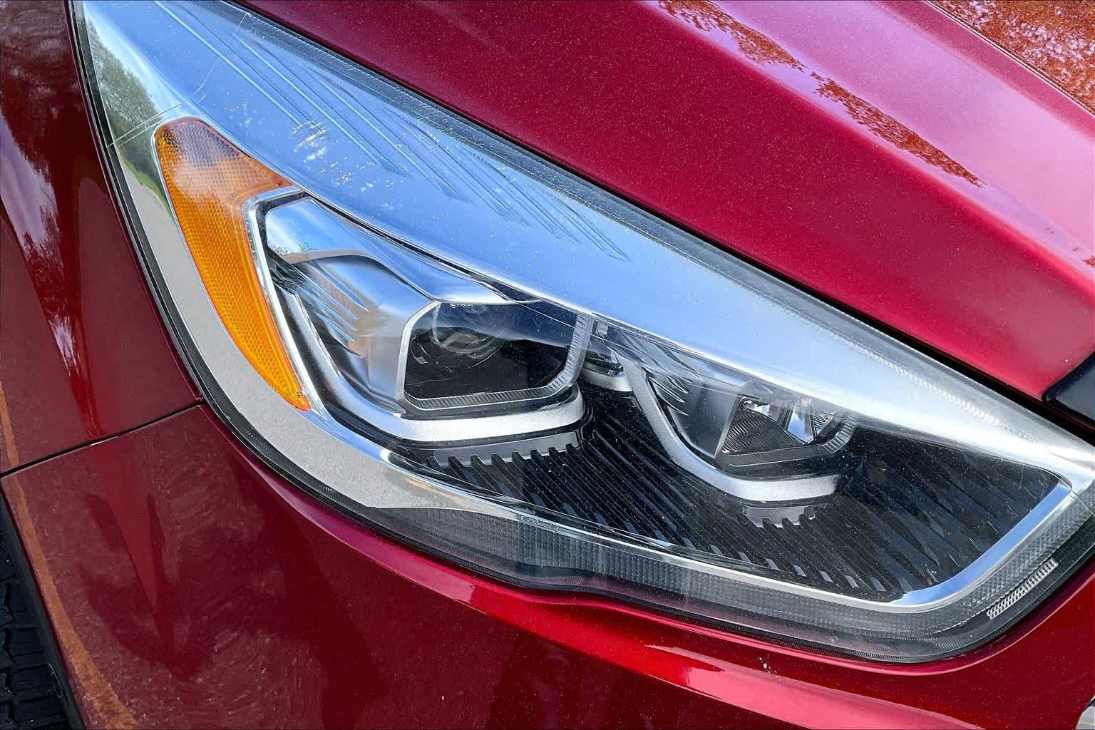 Used 2018 Ruby Red Metallic Tinted Clearcoat Ford Titanium image 27