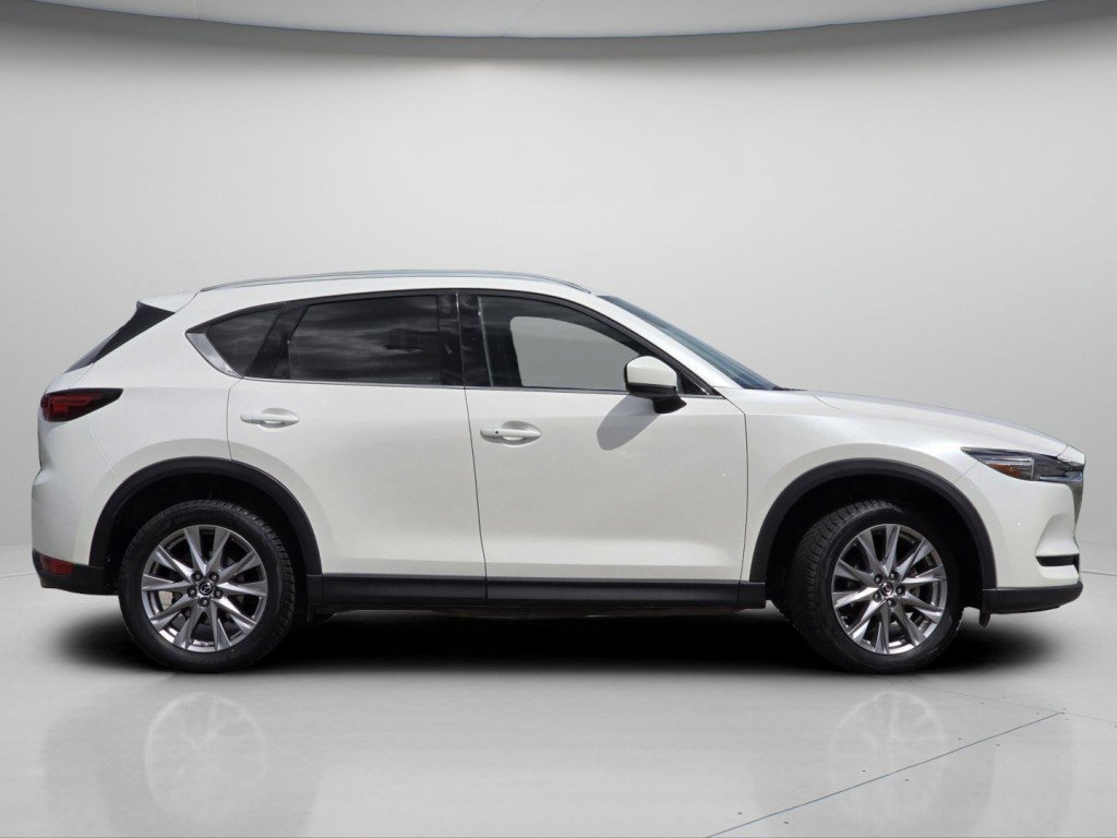 Used 2019 Snowflake White Pearl Mica Mazda Grand Touring image 24