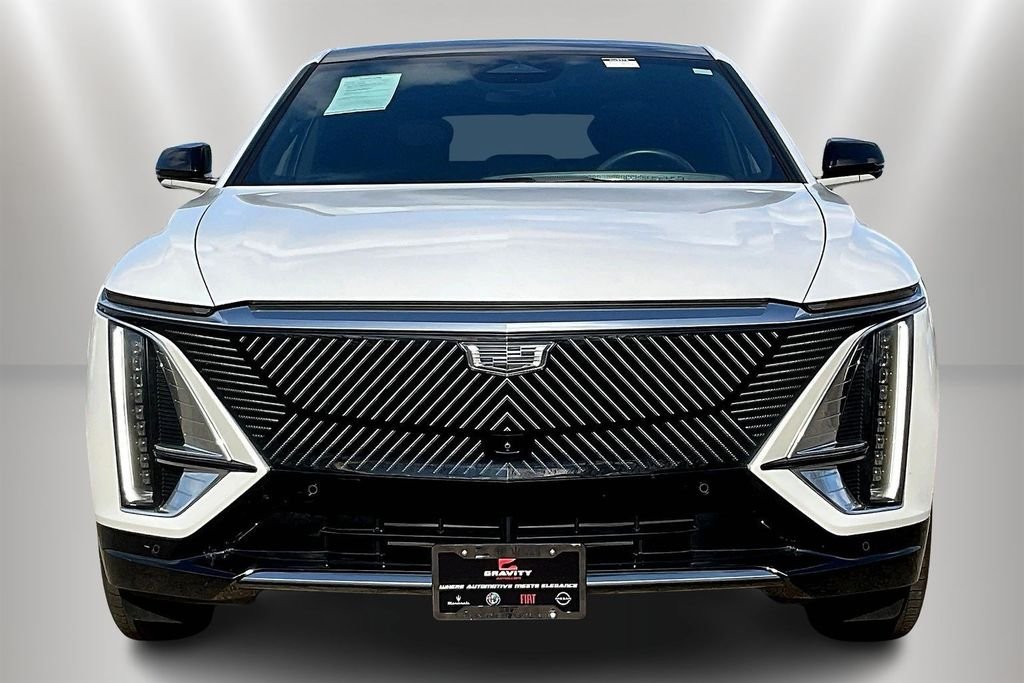 Used 2024 Cadillac LYRIQ Luxury 1 with VIN 1GYKPPRK8RZ102621 for sale in Naperville, IL