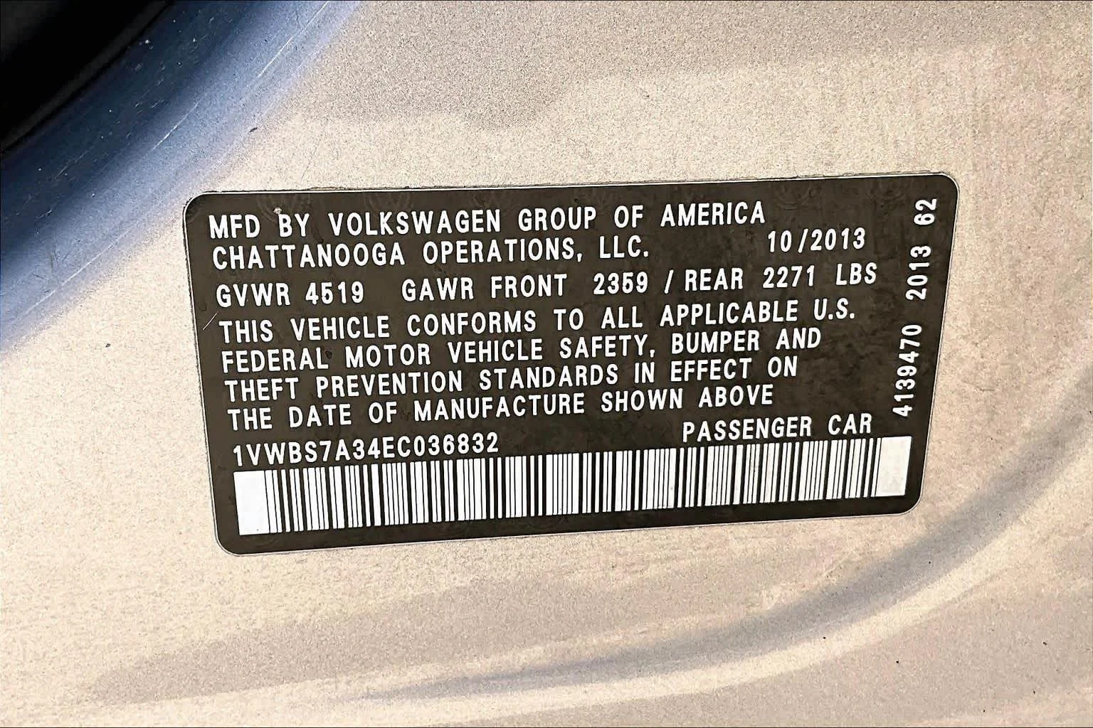 Used 2014 Platinum Gray Metallic Volkswagen SE image 29